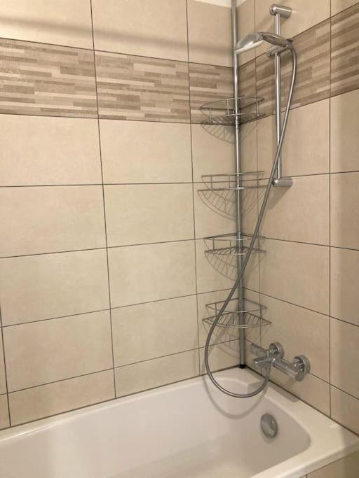 Appartement 87 M2 - 3 Chambres - 6 Personnes - Proche Paris - Parking Gratuit Asnières 外观 照片